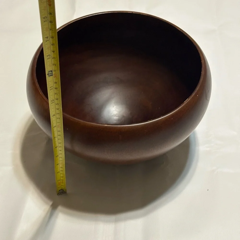 CRATE & BARREL VINTAGE LARGE SOLID WOODEN CHESTNUT BWL MANGO WD